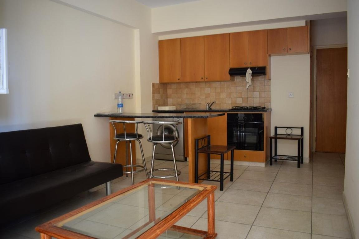 Property Direct Posidon Court 拉纳卡 外观 照片