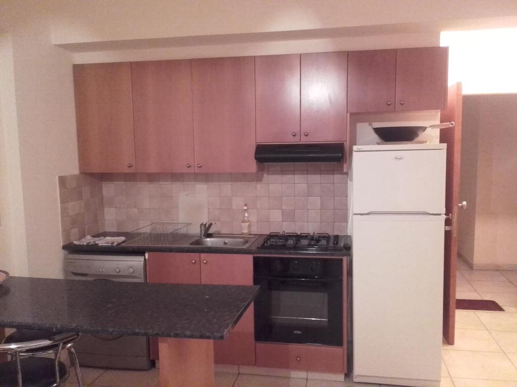 Property Direct Posidon Court 拉纳卡 外观 照片